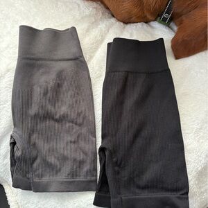 Black and Gray Ribbed Leggings